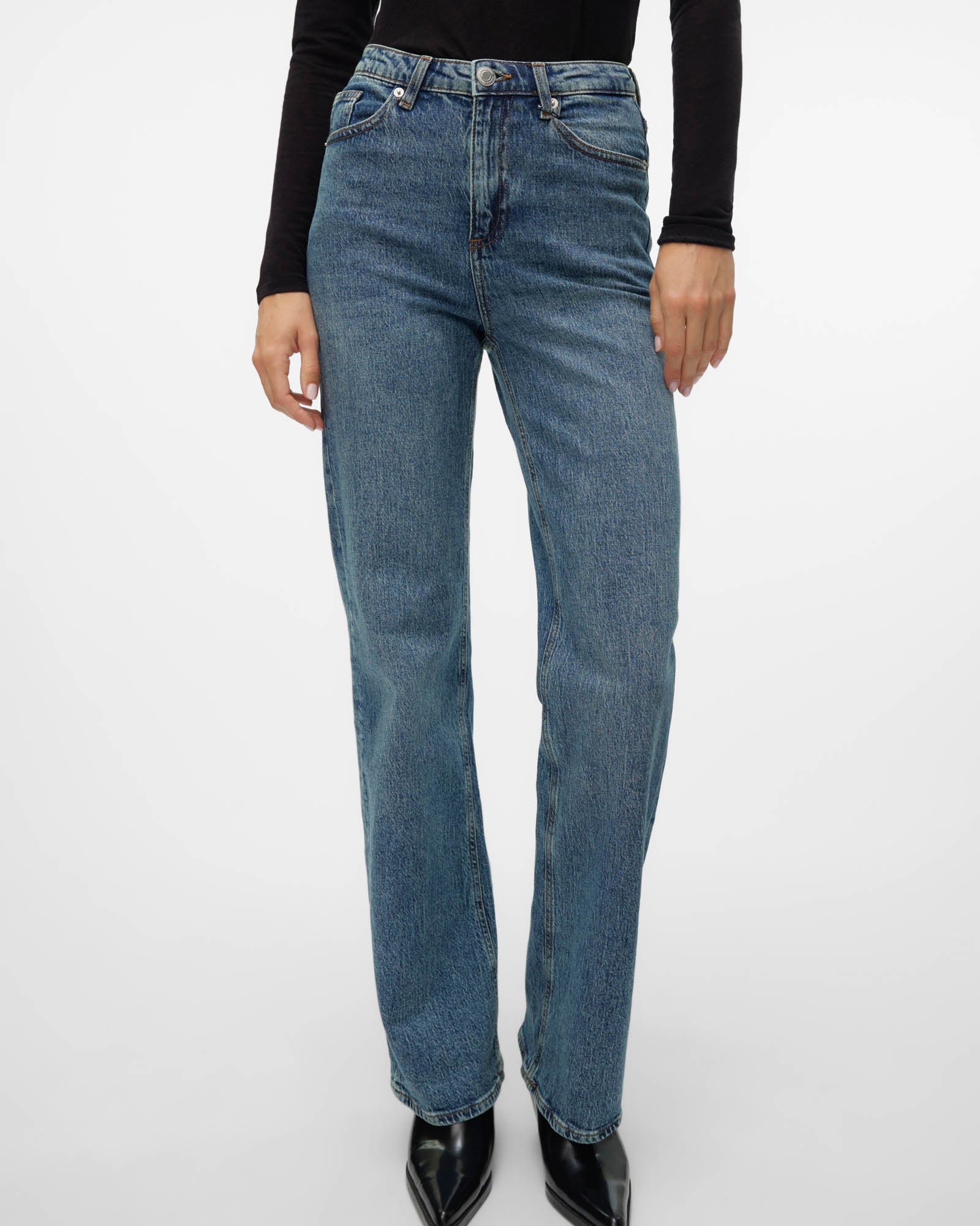 VMTESSA STRAIGHT JEANS